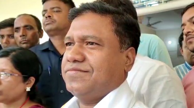 नवादा में हम पार्टी के द्वारा गरीब जनसभा कार्यक्रम का हुआ आयोजन, संतोष सुमन ने पीएम मोदी की तारीफ 