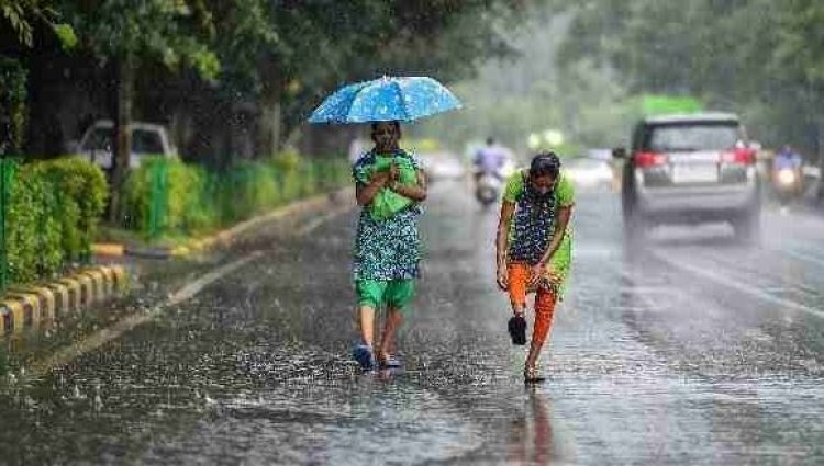 राजधानी पटना में सुबह से हो रही झमाझम बारिश , मौसम हुआ सुहाना,जलजमाव से लोग हुए परेशान 