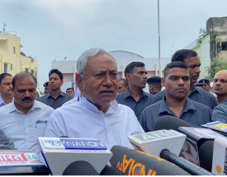 पटना पहुंचे सीएम नीतीश ने दिया बड़ा बयान दिल्ली दौरे को बताया निजी दौरा, राजनीतिक नहीं..
