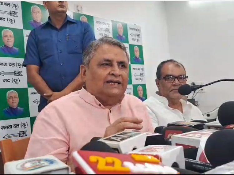 जाति आधारित गणना को लेकर विजय चौधरी ने केंद्र सरकार पर उठाया सवाल 
