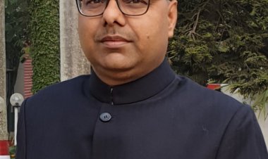 दो आईएएस के बीच जंग, पटना के डीएम ने मुख्य सचिव से की हस्तक्षेप की मांग