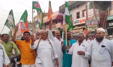 एनडीए कि सरकार बनने की खुशी में मधेपुरा में गठबंधन के कार्यकर्ताओं ने निकाला विजय जुलूस