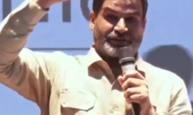 बिहार में पेपर लीक मुद्दे पर प्रशांत किशोर का तेजस्वी यादव पर तंज