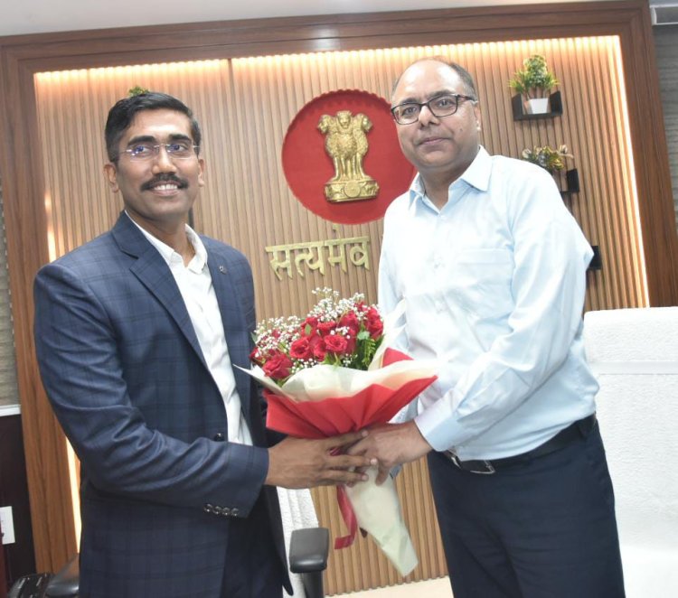 पटना के जिलाधिकारी समेत 6 आईएएस का तबादला, चंद्रशेखर सिंह फिर बने पटना DM