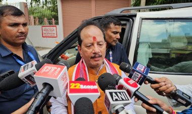 सीएम नीतीश कुमार के साथ विजय सिन्हा ने बिहार संग्रहालय और पटना संग्रहालय का निर्माणाधीन टनल का  किया निरीक्षण 