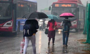 Rain Alert : दिल्ली में आज हो सकती है भारी बारिश, जानें मौसम का अपडेट