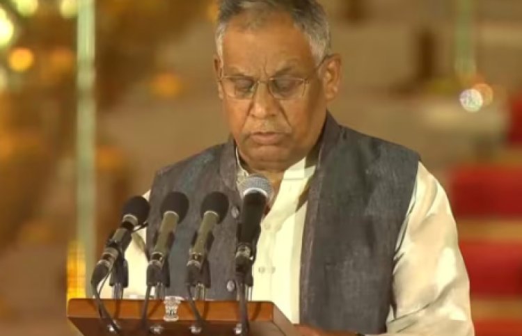 पटना पहुंचे केंद्रीय मंत्री रामनाथ ठाकुर ने विशेष राज्य के दर्जे पर दिया बड़ा बयान कहा...