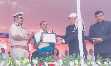 पूर्णिया जिले के इंदिरा गांधी स्टेडियम में 78वां स्वतंत्रता दिवस मनाया गया 