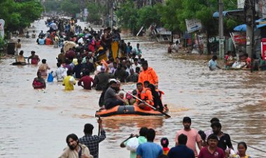 Weather Update: इन प्रदेशों में आज जमकर होगी बारिश, आंध्र प्रदेश में बाढ़ से छह लाख लोग प्र/भावित