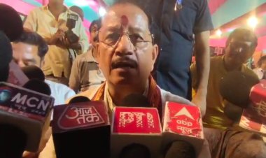 विजय सिन्हा का बड़ा बयान कहा जंग/लराज के युवराज जब सता में थे,उनके माता-पिता सत्ता में थे तो क्या ट्रांसफर पोस्टिंग नहीं करते थे!