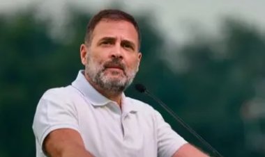 सावरकर पर बयानबाजी को लेकर सुप्रीम कोर्ट ने राहुल गांधी को लगाई लताड़, चेतावनी दी