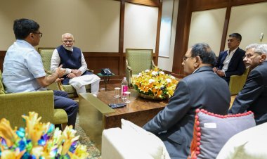Pahalgam Terror Attack: सऊदी अरब से लौटते ही PM मोदी  ने NSA प्रमुख अजित डोभाल और विदेश मंत्री के साथ की बैठक