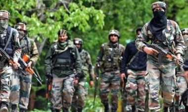 पाकिस्तानी सैनिकों ने लगातार चौथे दिन कश्मीर में नियंत्रण रेखा पर की गोलीबारी, भारत ने भी दिया मुंहतोड़ जवाब