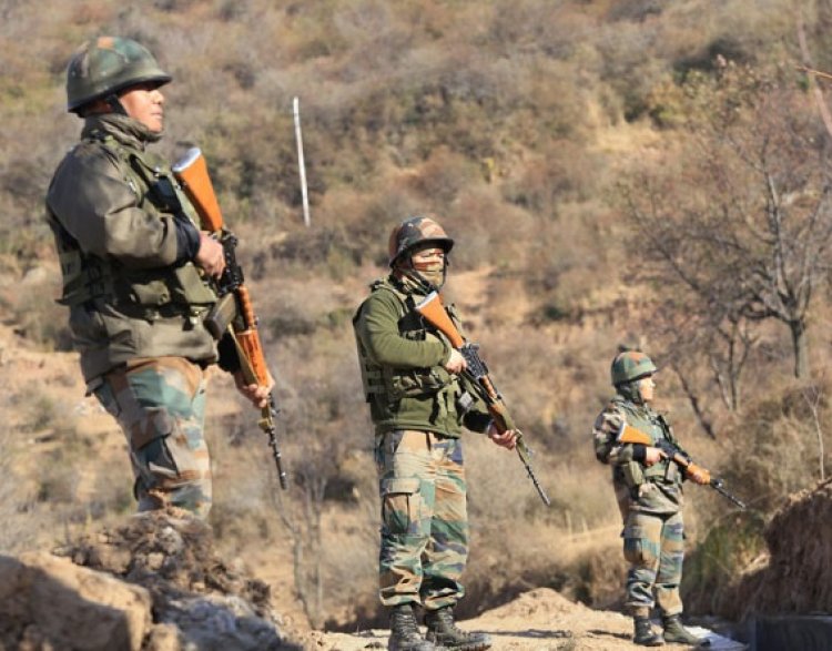 जम्मू-कश्मीर के पहलगाम में आतंकी हमला, 26 की मौत; सेना ने संभाला मोर्चा