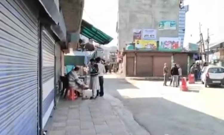 पर्यटकों पर हमले के विरोध में कश्मीर रहा बंद, जम्मू में 'पाकिस्तान पर हमला करो' के लगे नारे