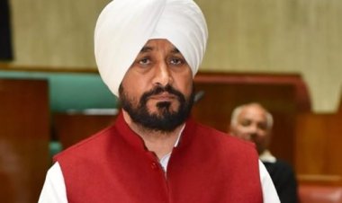 बम गिरता तो पता  नहीं चलता? कांग्रेस सांसद चरणजीत सिंह ने सर्जिकल स्ट्राइक के मांगे सबूत; BJP ने किया पलटवार
