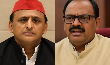 अखिलेश यादव ने डिप्टी CM ब्रजेश पाठक पर साधा निशाना, लगाए गंभीर आरोप