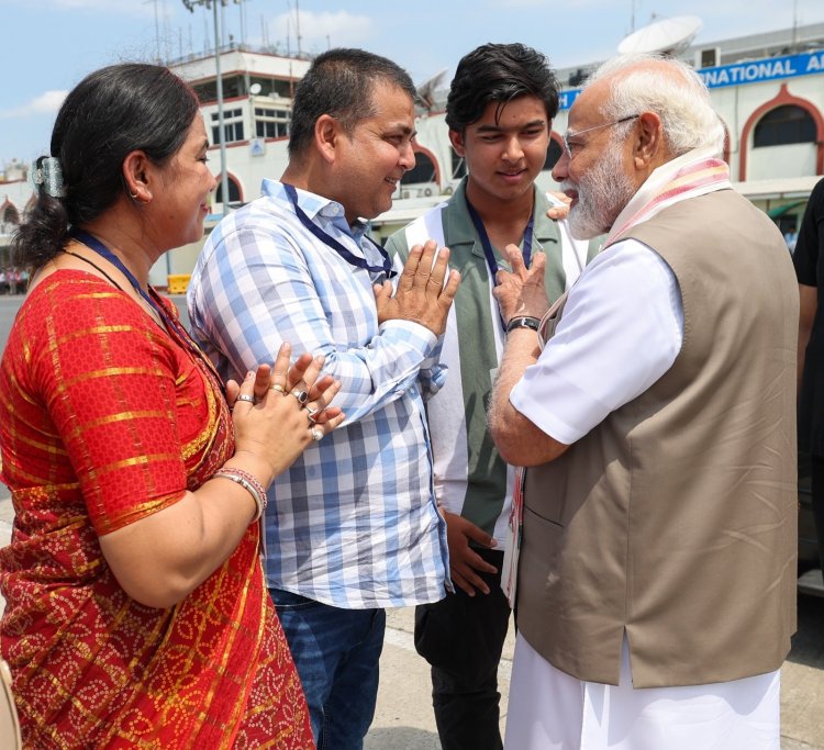 पटना एयरपोर्ट पर वैभव सूर्यवंशी से मिले PM मोदी, बिहार के लाल ने IPL 2025 में मचाया धमाल