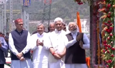 दुनिया का सबसे ऊंचा चिनाब रेलवे पुल, पीएम मोदी ने किया उद्घाटन; जानें ब्रिज की खासियत