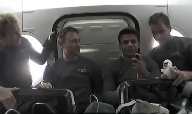 Axiom-4 Mission: शुभांशु शुक्ला का अंतरिक्ष से पहला संदेश, तिरंगे के साथ धरती का अनोखा नजारा; कुछ घंटों में डॉकिंग