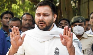 तेजस्वी यादव का नीतीश सरकार और पीएम मोदी पर तीखा हमला, मंत्री जीवेश मिश्रा पर लगाए गंभीर आरोप