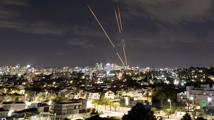 Iran–Israel War: इजरायली सेना की चेतावनी, ईरान को रोकिए वरना अगला नंबर आपका