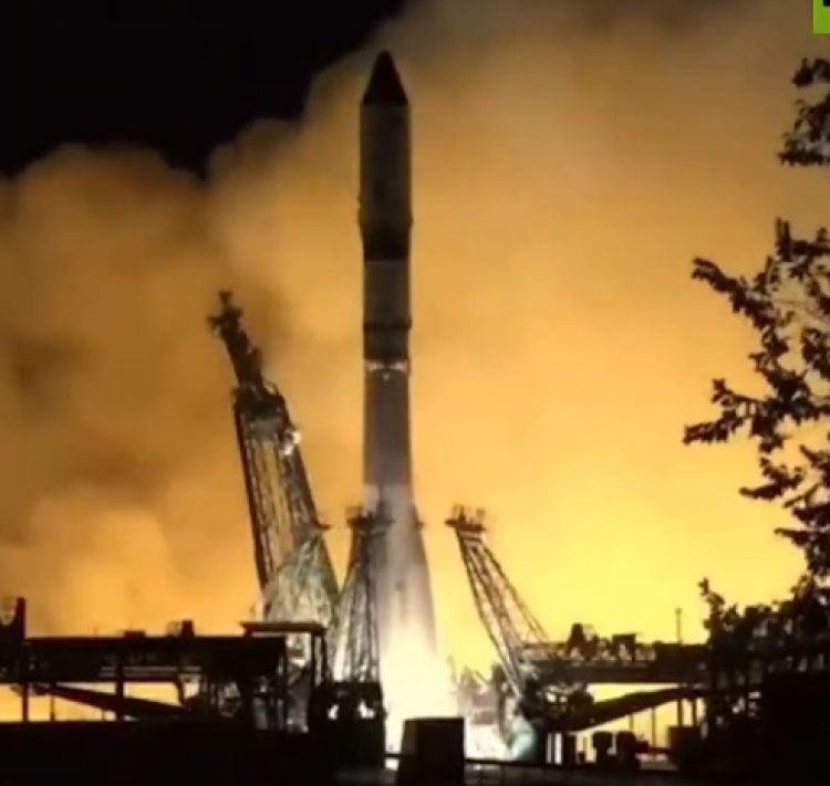 रूस ने यूक्रेन जंग के बीच भेजा Soyuz-2.1a रॉकेट, ISS पर पहुंचेगा 2.6 टन ‘Life Support’ Cargo