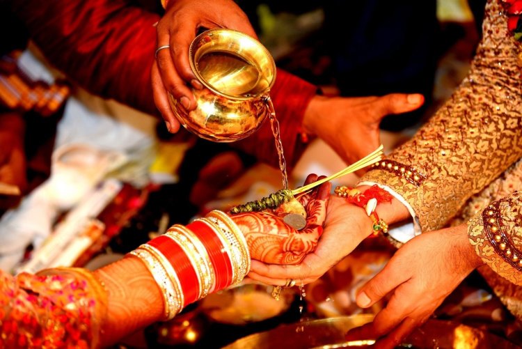 सावन में क्यों नहीं होते शादी और मांगलिक कार्य? जानें पवित्र होने पर भी क्यों होते हैं वर्जित