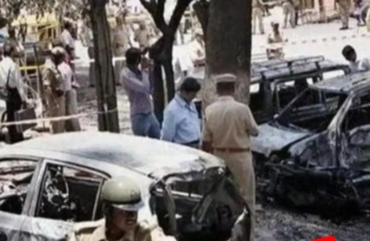 मालेगांव ब्लास्ट: 17 साल बाद आज आ सकता है फैसला, साध्वी प्रज्ञा और कर्नल पुरोहित कटघरे में