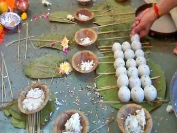पितृपक्ष 2025: पितरों की नाराज़गी के 7 संकेत, जिन्हें कभी न करें नजरअंदाज