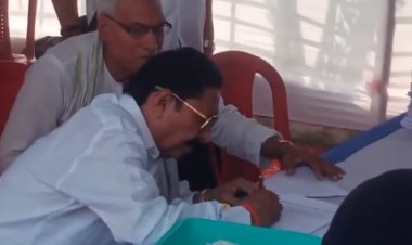 बिहार विधानसभा चुनाव 2025: मोकामा में अनंत सिंह ने किया नामांकन, समर्थकों की रही भारी भीड़