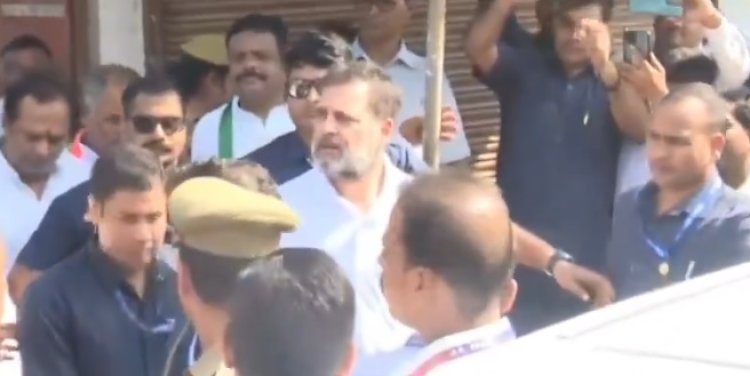 राहुल गांधी का फतेहपुर दौरा: दलित युवक हरिओम वाल्मीकि के परिवार से मिले, बोले – 'सरकार डरा रही है, न्याय नहीं दे रही'
