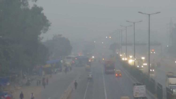 दिल्ली-एनसीआर में बढ़ता प्रदूषण, मौसम सुहाना लेकिन हवा बेहद खराब