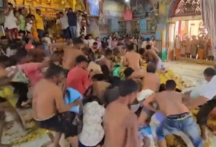 अनोखी परंपरा: 3000 किलो प्रसाद की ‘लूट’, 80 गांवों से पहुंचे श्रद्धालु बने साक्षी