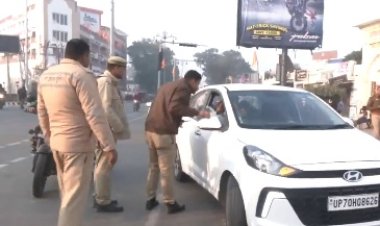 बाबरी विध्वंस के 33 साल: यूपी हाई अलर्ट मोड में, राम मंदिर से कृष्ण जन्मभूमि तक कड़ी सुरक्षा; चप्पे-चप्पे पर पुलिस की पैनी नजर