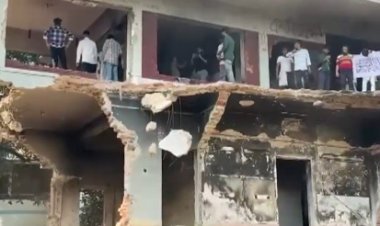 Bangladesh Unrest: खुलना में पत्रकार की हत्या से चटगांव तक हिंसा, भारत-बांग्लादेश संबंधों पर बढ़ी चिंता