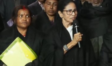 SIR पर सुप्रीम कोर्ट में ममता बनर्जी की सीधी दखल, चुनाव आयोग को नोटिस, अगली सुनवाई 9 फरवरी