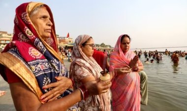 फाल्गुन अमावस्या 2026: सूर्य ग्रहण के साये में शांति और सुख का दुर्लभ योग, अपनाएं ये उपाय