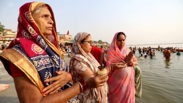 फाल्गुन अमावस्या 2026: सूर्य ग्रहण के साये में शांति और सुख का दुर्लभ योग, अपनाएं ये उपाय